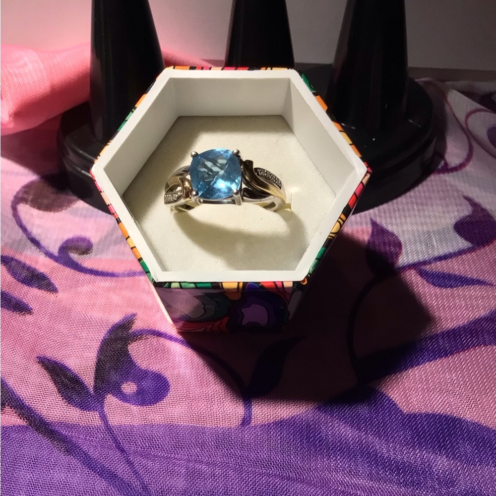 Vintage aqua marine 10k gold and sterling ring